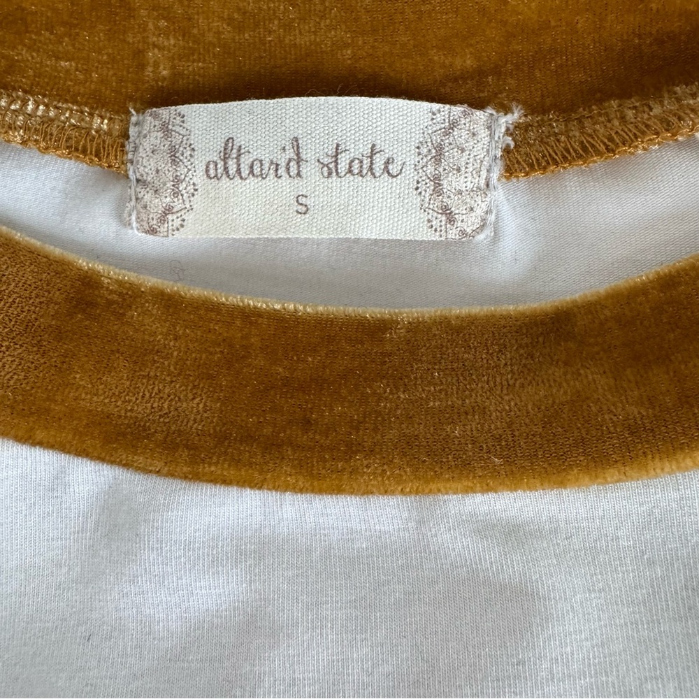 Altar'd State Gold and Cream Raglan Baseball Shirt - Size Small - Picture 3 of 11
